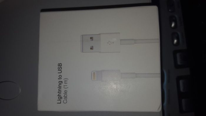 iPhone usb cable