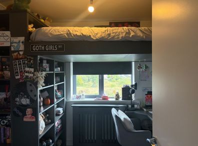Space-saving loft bed/high sleeper, ideal for a box room or small bedroom.