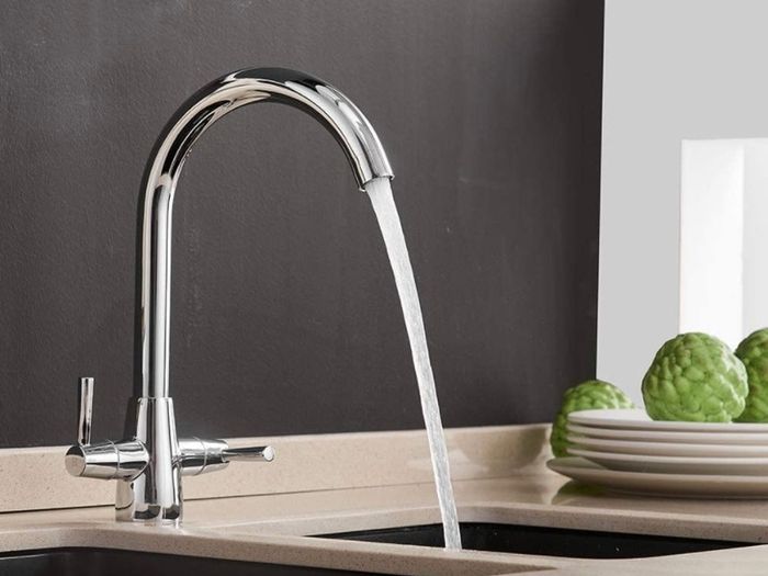 Kitchen Mixer Tap Dual Lever Swivel Spout Chrome Sink Taps (FREE POSTAGE)