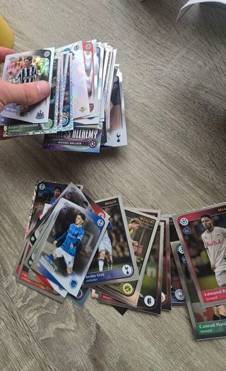 200+ football cards