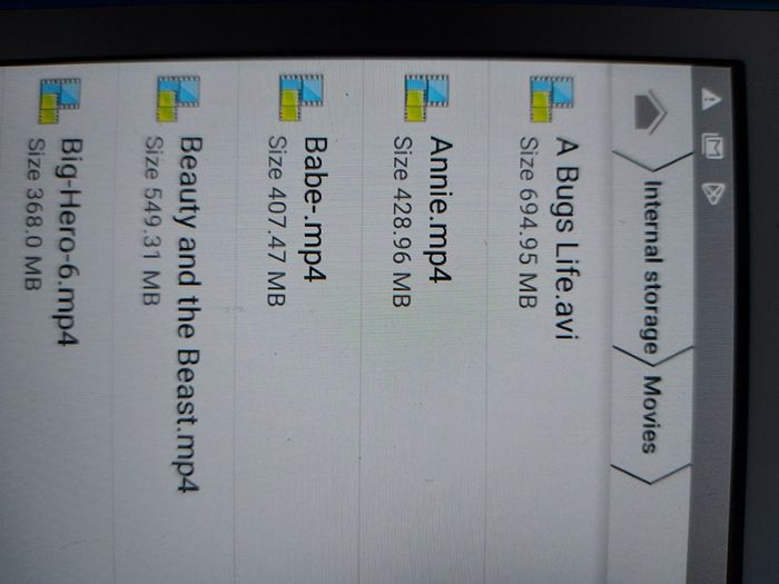 EIR 10.1 inch Tablet, Model 8079,  Android 5.0.1, 16GB with a dozen childrens films on it, Great for browsing & youtube