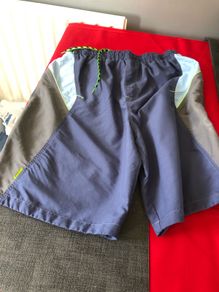Mens swimming shorts size M