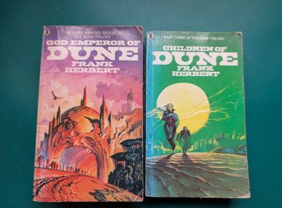 Frank Herbert - God Emperor of Dune & Children of Dune vintage 1982 paperbacks