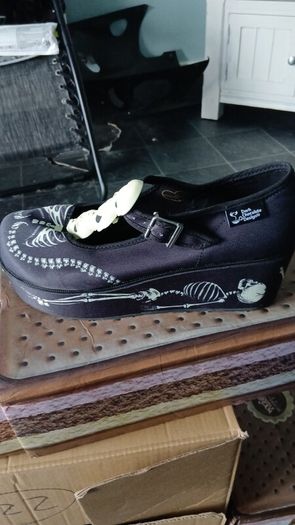 women shoes