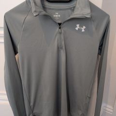 Age 12 Under Armour Quarter Zip Excellent Condition