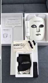 CurrentBody LED Face Mask Series 2  Like New
