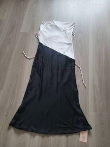 Black and white midi dress size M