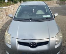 09 Toyota Auris
