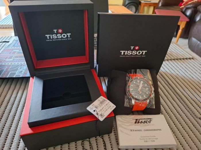 Tissot Seastar 1000 Quartz Watch New In Box