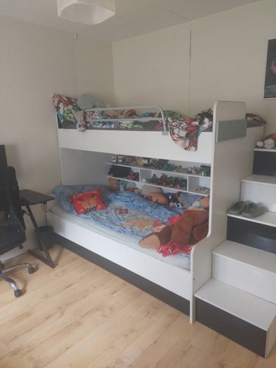 bunk bed