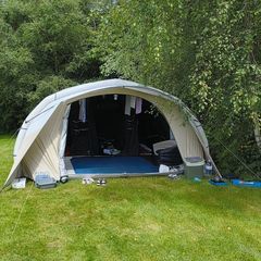 QUECHUA  6-person, 3-bedroom inflatable camping tent, Air Seconds 6.3, Fresh & Black