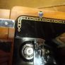 Singer Sewing Machine Image 3