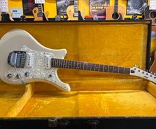 Yamaha SGV-800 Flying Samurai Pearl Snow White 2000