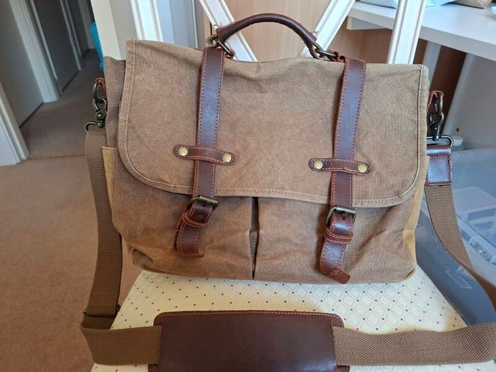Canvas Messenger Bag