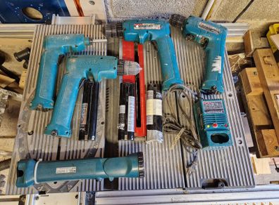 4 Makita Drills,  Flashlight