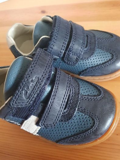 clarks shoes
