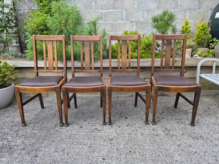 Set of 4 Arts & Crafts oak dining chairs