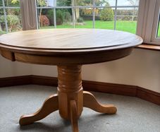 Solid pine Table