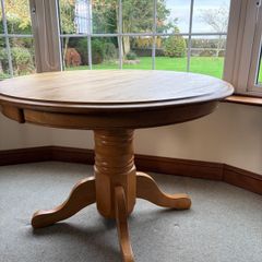 Solid pine Table