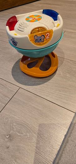 Vtech Light and Move Learning Ball