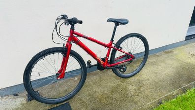 apollo hybrid bike