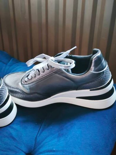 Xti shoes size 6