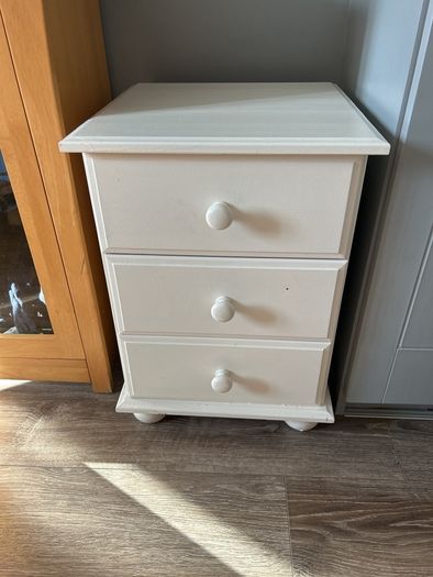 Bedroom small cupboard