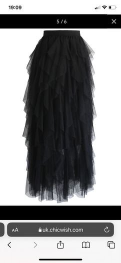 Never worn Size S-M NEW Black tiulle skirt