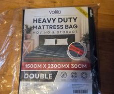 Volila Heavy Duty Double Mattress Bag (150cm x 230cm x 30cm).