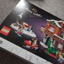 LEGO Christmas/ Winter Village Lodge Image 5