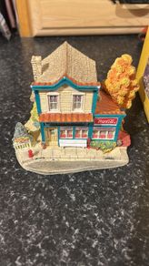 Lilliput Lane Coca-Cola Country collection.
