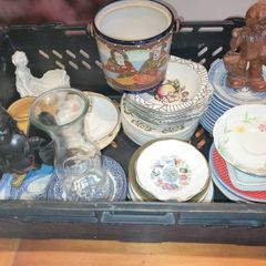Collection of saucers,bowls etc