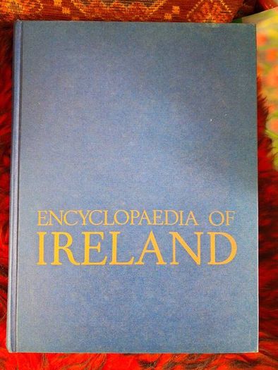 Encyclopaedia of Ireland / Figgis / 1st ed., / 1968