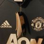 manchester united training jumper Image 4