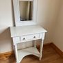 Bedroom Dressing table /Mirror & Photo Frames. Image 10