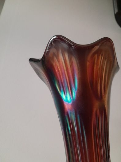 Vintage Fenton Carnival Ribbed Vase