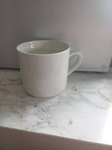 White clean cup