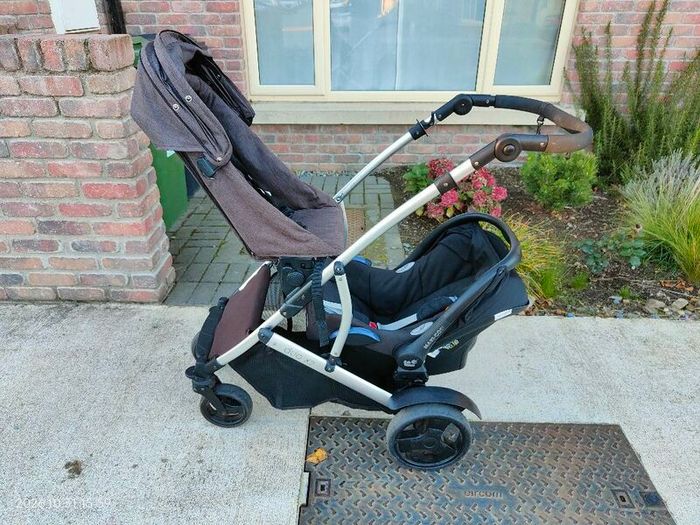 Babylo Duo x2 (double buggy) with MaxiCosi CabrioFix Isofix Base
