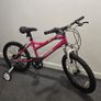 Girl bike 20inch stabilisers Image 8