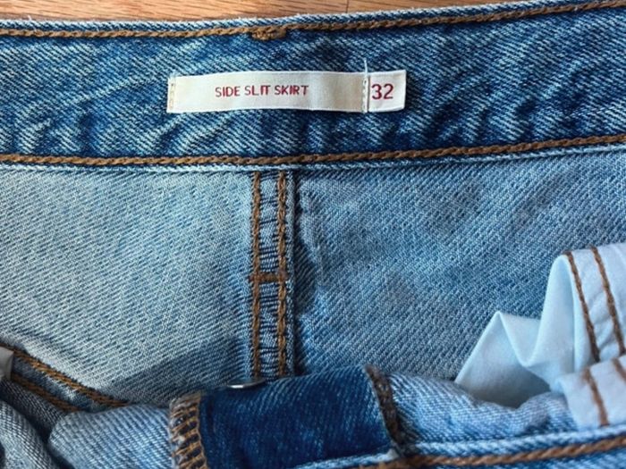 Levi's midi denim skirt