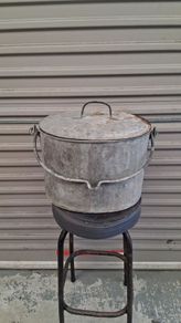 Galvanised pot