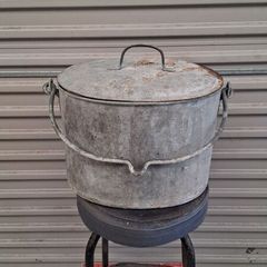 Galvanised pot