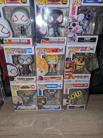 Large Funko Pop Collection, Marvel, Pokemon, Anime, Star Wars, More