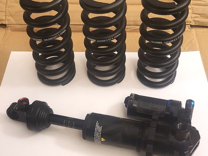 RockShox Super Deluxe Coil Select Plus - 205x60