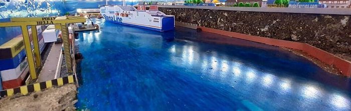 Stena Adventurer Stena Line Card Model Ferry Kit