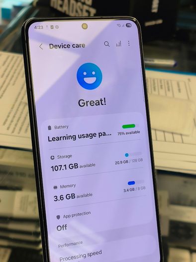 Samsung Galaxy S21 5G 128GB Dual Sim Unlocked to All Networks, Dark Grey Excellent Condition