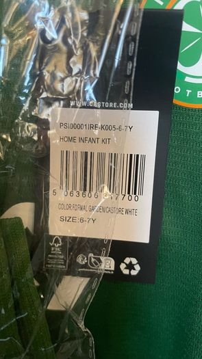 Castore Republic of Ireland 2026 jersey kit 6-7y