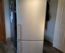 Fridge freezer