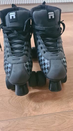 Rookie Rollerskates