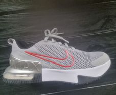 nike air max 2 pairs for viewing